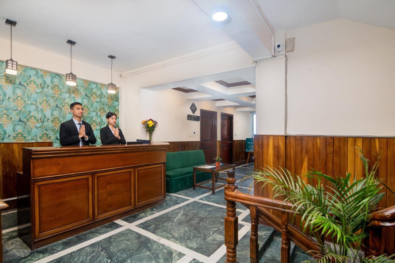 Muscatel Roma - 400 Mts From Mall Road Дарджилинг Екстериор снимка
