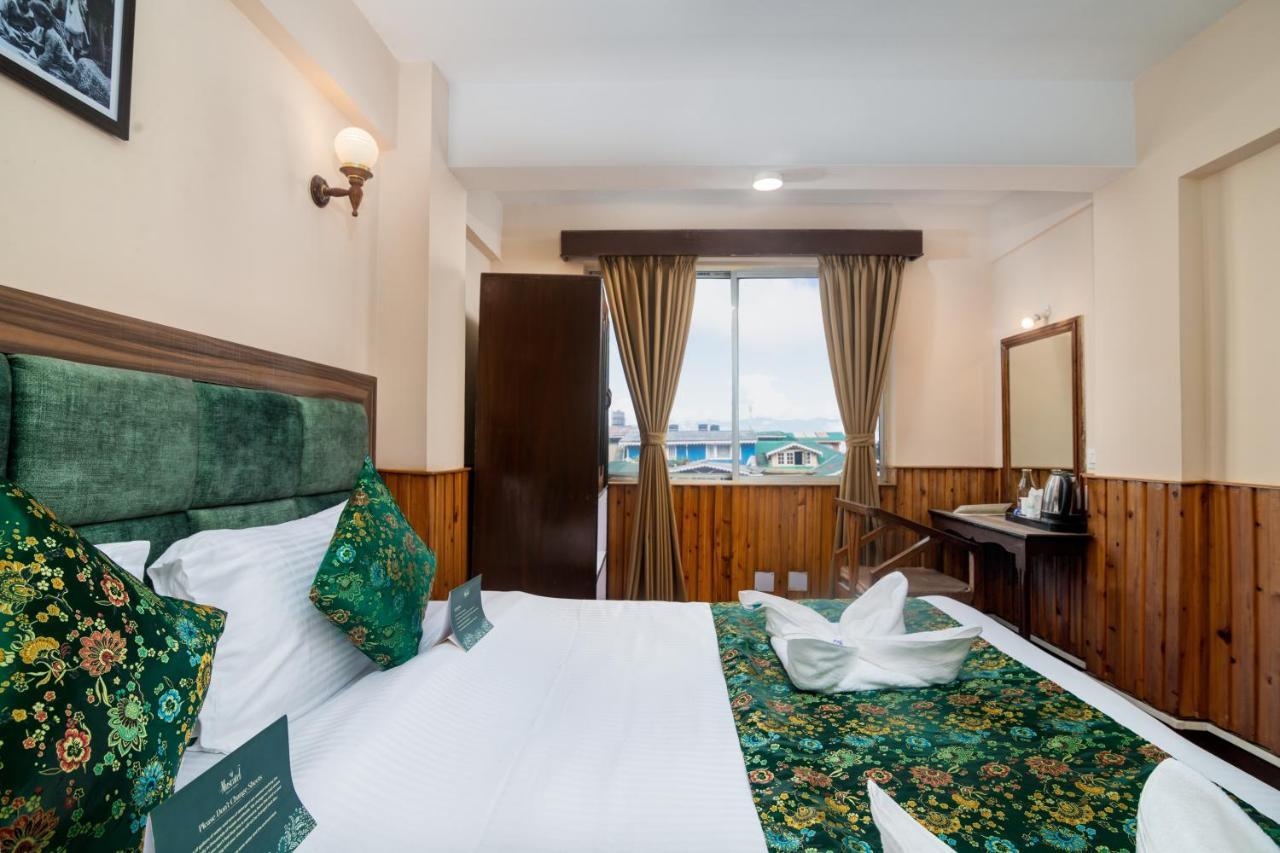 Muscatel Roma - 400 Mts From Mall Road Дарджилинг Екстериор снимка