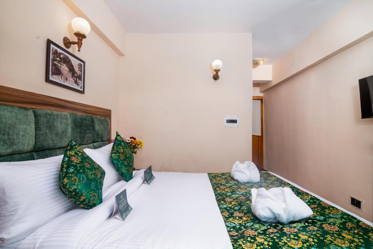 Muscatel Roma - 400 Mts From Mall Road Дарджилинг Екстериор снимка