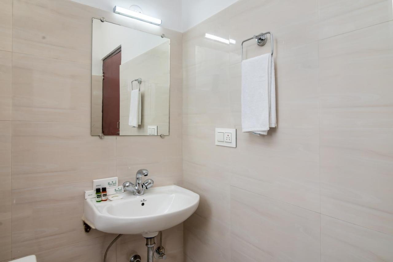 Muscatel Roma - 400 Mts From Mall Road Дарджилинг Екстериор снимка